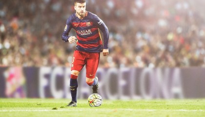 九游网页版官网-“法甲中游强势反弹，争夺前四名激烈角逐”，法甲中场球员